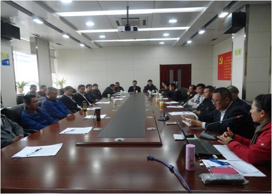 888电子游戏综合办主任宋洋对888电子游戏公司治理制度、、清静知识举行宣贯培训。。